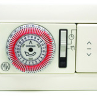 שעון הפעלה לתריס חשמלי