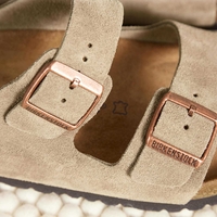 Birkenstock בירקנשטוק כפכפי יוניסקס אריזונה בז Birkenstock Arizona Taupe Suede