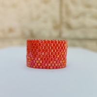 טבעת חרוזים כתומה שזורה בעבודת יד | JewelRina
