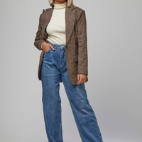 LEO BLAZER