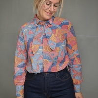 אריג כותנה דפוס דיגיטלי פרפרים וחיפושיות בגווני פסטל