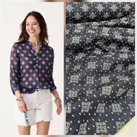 אריג כותנה וואל דפוס בוהו על רקע נייבי