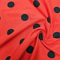 טריקו כותנה דפוס נקודות על רקע אדום