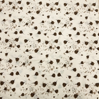 אריג כותנה דפוס טוליפים דיגיטלי על רקע אופוייט