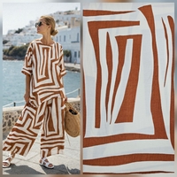 אריג פשתן ויסקוזה דפוס אמורפי בגווני חום ולבן