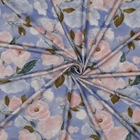 טריקו ויסקוזה דפוס פרחי לילך על רקע תכלת