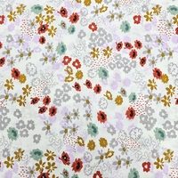 אריג כותנה פרחים בסגנון כפרי על רקע לבן דגם מאי