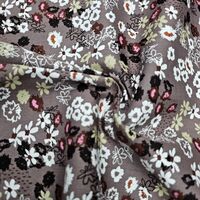 אריג כותנה פרחים בסגנון כפרי על רקע מוקה