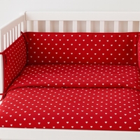 אריג כותנה אדום דפוס לבבות לבנים