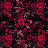 אריג ויסקוזה ECOVERO דפוס רומנטי על רקע שחור