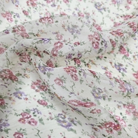 אריג שיפון פרחים קטנים בסגנון כפרי רקע אופוייט