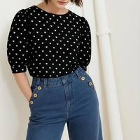 ארג כותנה שחור דפוס לבבות לבנים