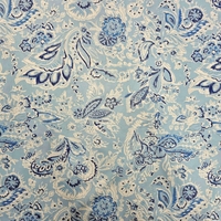 לייקרה דפוס בנדנה על רקע תכלת