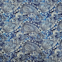 לייקרה דפוס בנדנה על רקע כחול