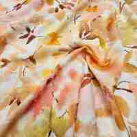 אריג ויסקוזה טנסל דפוס פרחי מיים אביבי