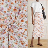 טריקו כותנה אורגני פרחים על רקע לבן דגם שרון