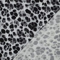 אריג ויסקוזה סטן דפוס מנומר גווני אפור שחור