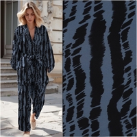 אריג ויסקוזה דפוס אבסטרקטי גווני שחור וכחול מעושן