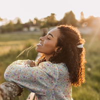 אריג ויסקוזה נופים דפוס אביבי בגווני פסטל