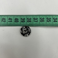 מארז של 8 יחידות כפתור שחור דגם 4 קטן