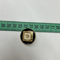 מארז של 8 יחידות כפתור זהב דגם 10