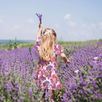 אריג כותנה דפוס דיגיטלי חד קרן בגווני ורוד
