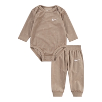 חליפת מכנס NIKE קטיפה חום בהיר בגד גוף ומכנסיים