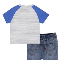 חליפת מכנס Levi’s ג׳ינס חולצה אפורה קצר
