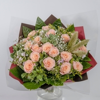 Bouquet of Peach Roses