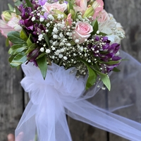 Alice's bridal bouquet