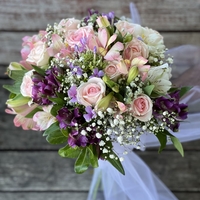 Alice's bridal bouquet