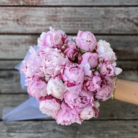 Fiona's bridal bouquet