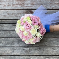 Berniki bridal bouquets