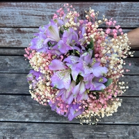 Daisy bridal bouquet