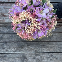 Daisy bridal bouquet