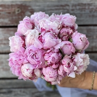 Fiona's bridal bouquet