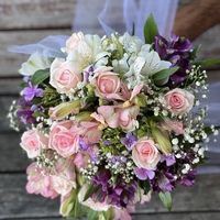 Alice's bridal bouquet