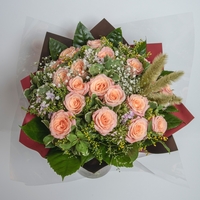 Bouquet of Peach Roses