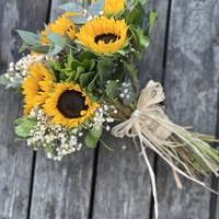 Madeleine bridal bouquet