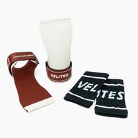 עוריות ULTRA QUAD - לבן- הזמנה מוקדמת - הפצה מ-15.12