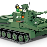טנק PT-76 סובייטי
