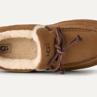 UGG QUILL SLIP ON