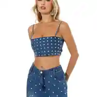 חליפת ג׳ינס עם ניטים