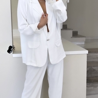 חליפת כפתור יהלום - לבן