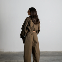 חליפת אסטל- ירוק זית