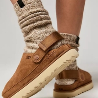 UGG גולדנסטאר קלוג צאסנט