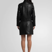 חצאית עור ריבועים