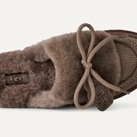 Disquette heritage -אפור חאקי - UGG