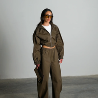 חליפת אסטל- ירוק זית