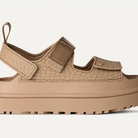 UGG גולדנגלואו אמבוסד בז